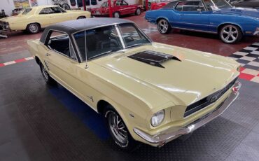 Ford-Mustang-1966-21