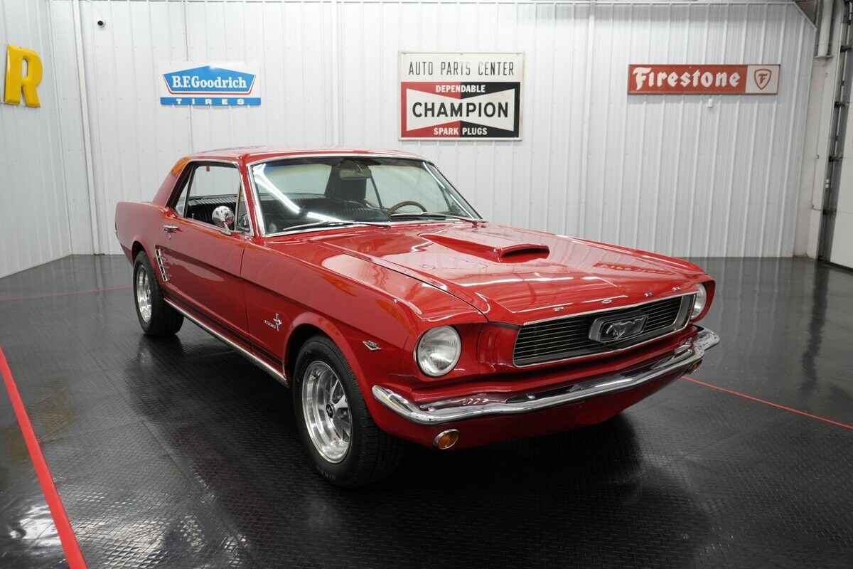 Ford-Mustang-1966-21