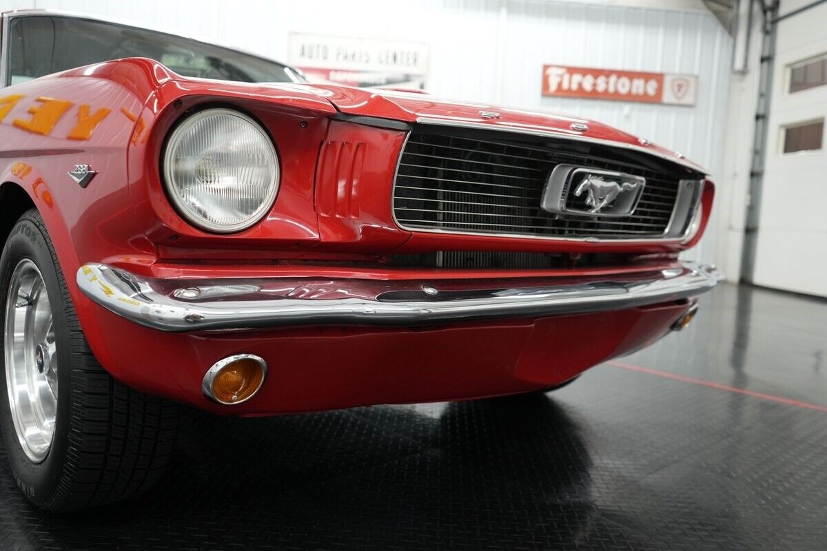 Ford-Mustang-1966-23