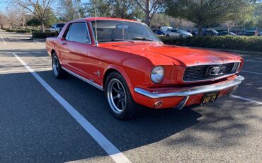 Ford-Mustang-1966-3