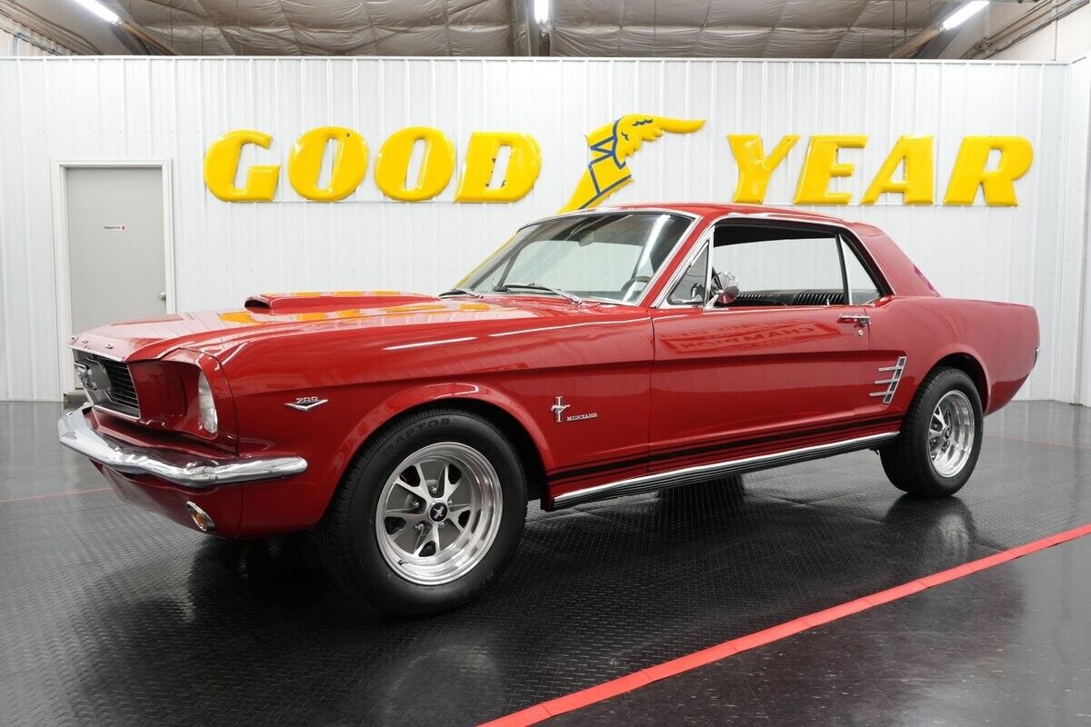 Ford-Mustang-1966-3