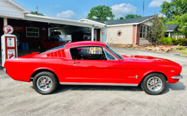 Ford-Mustang-1966-3