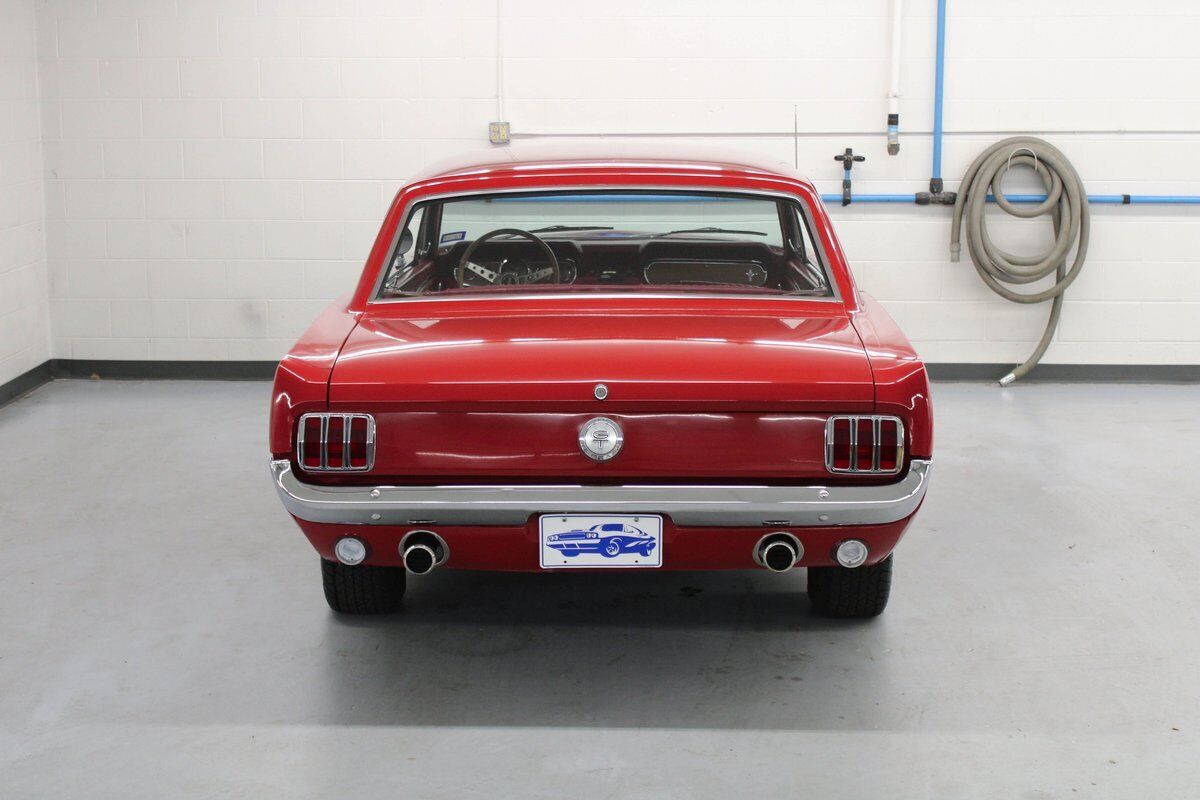 Ford-Mustang-1966-30