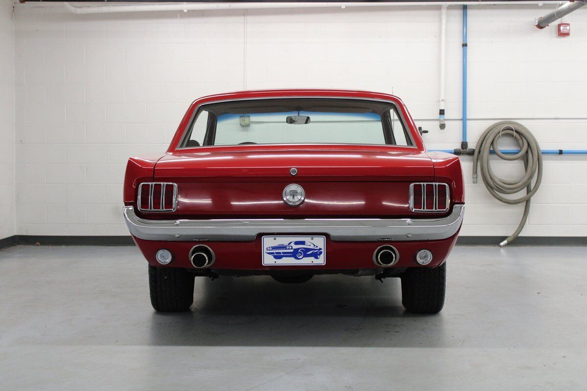 Ford-Mustang-1966-31