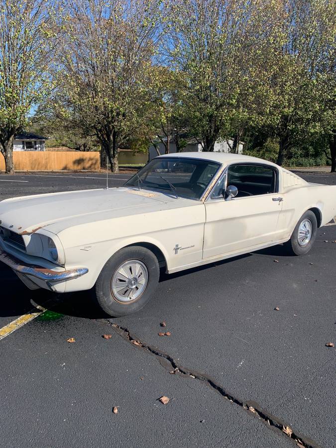 Ford-Mustang-1966