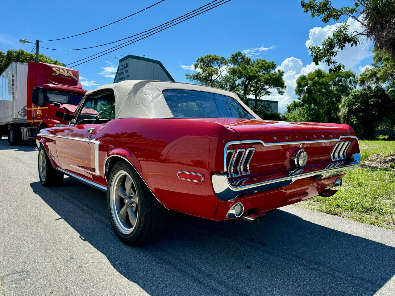 Ford-Mustang-1968-23