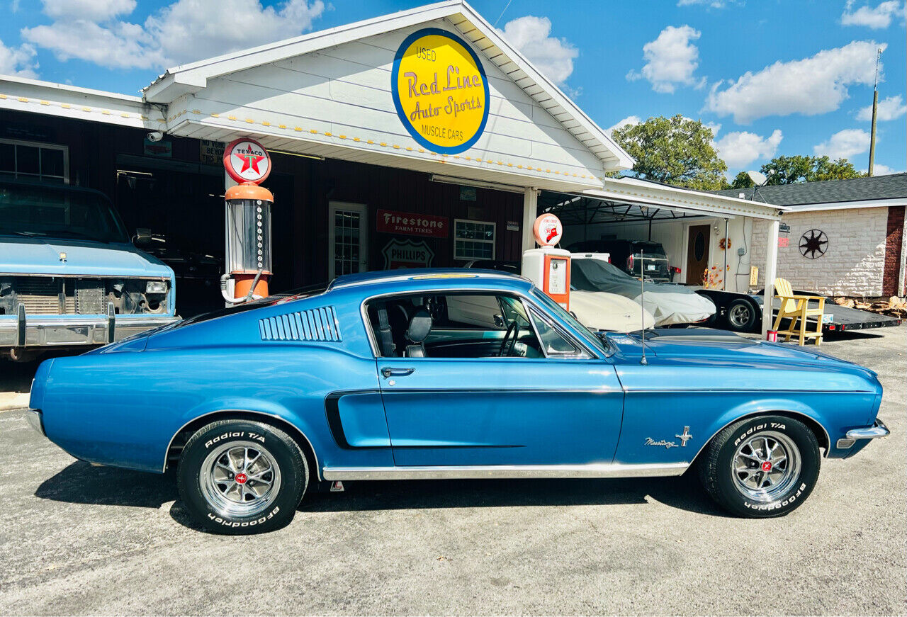 Ford-Mustang-1968-3