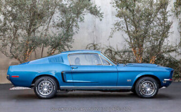 Ford-Mustang-1968-3