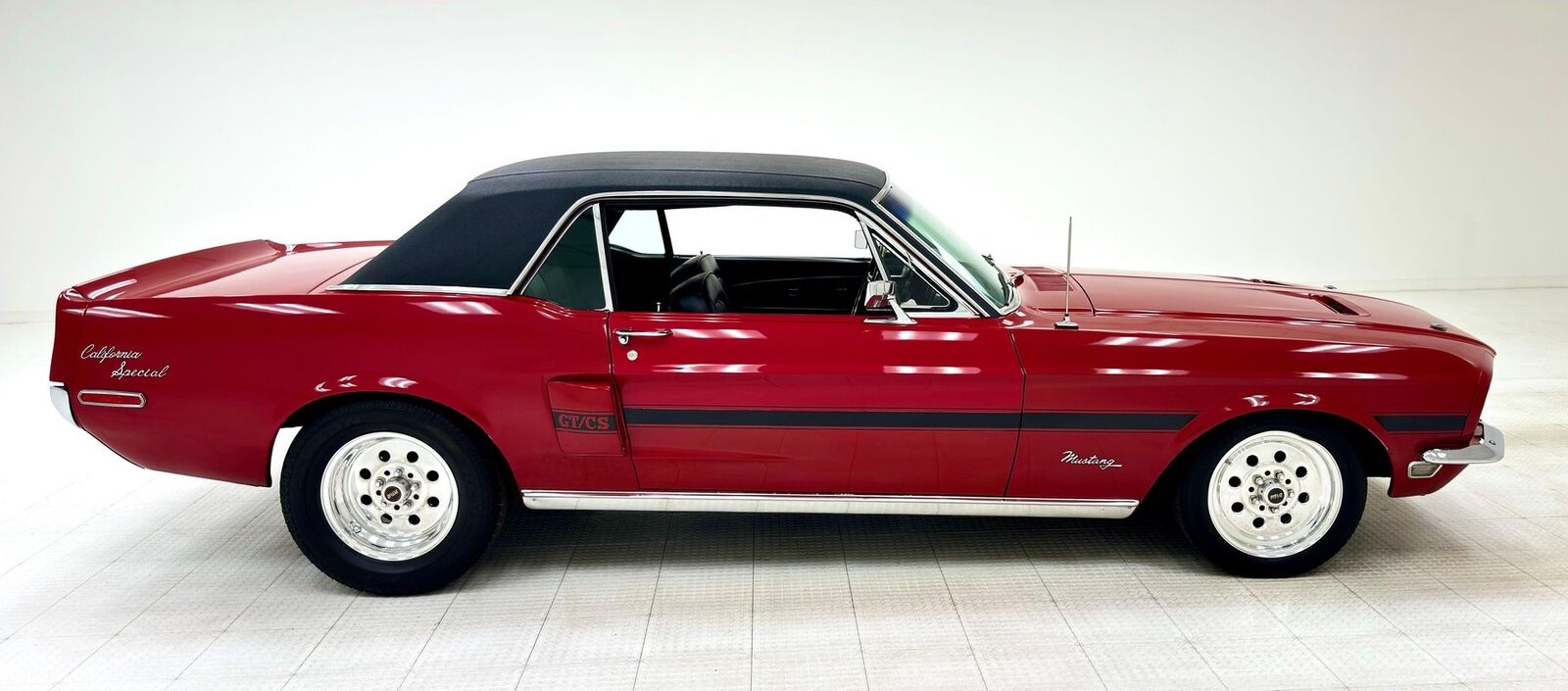 Ford-Mustang-1968-5