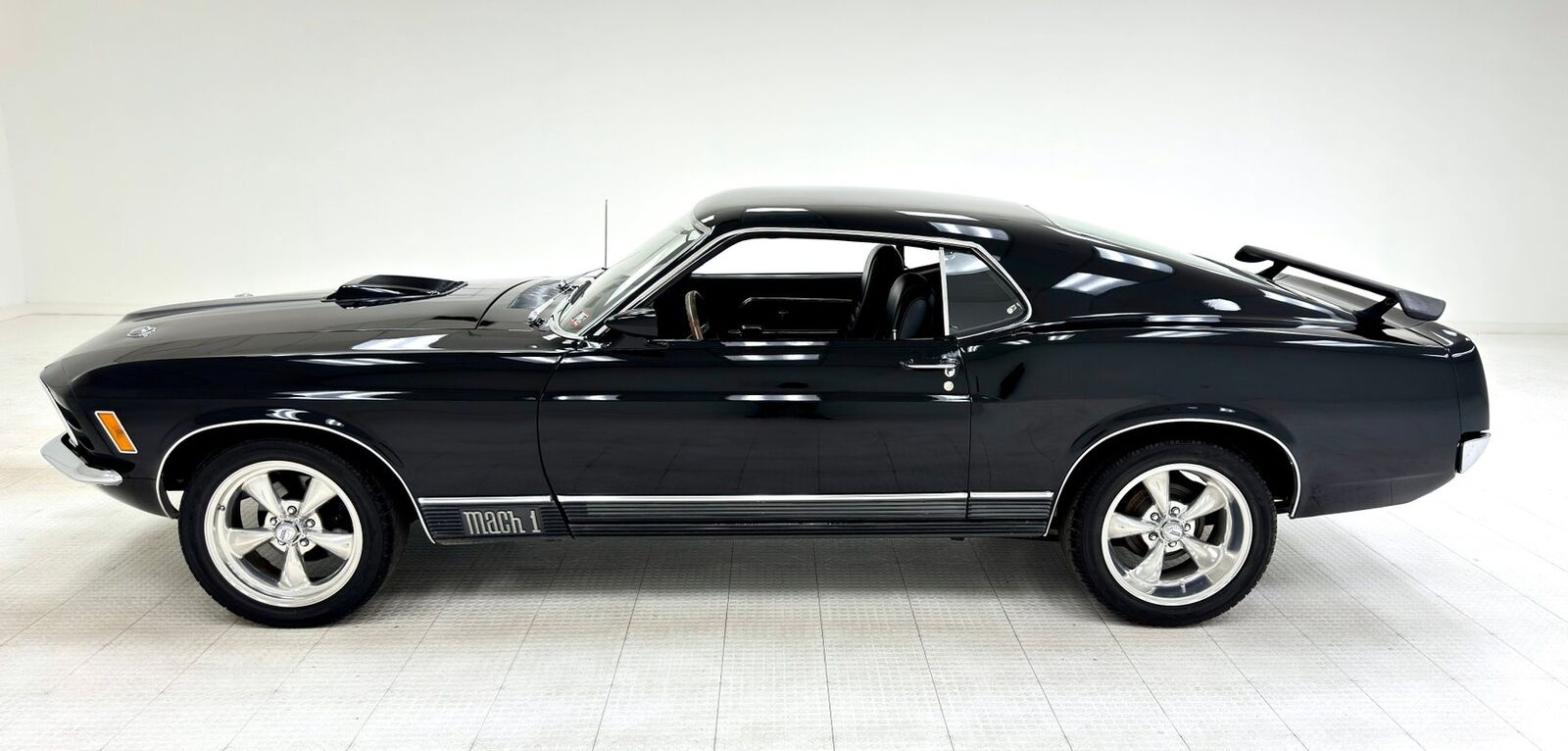 Ford-Mustang-1970-1