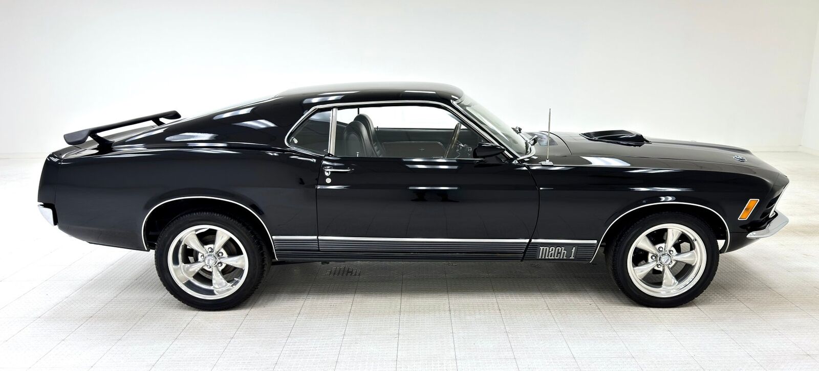 Ford-Mustang-1970-5