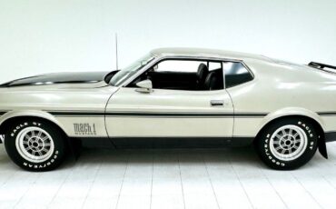 Ford-Mustang-1971-1