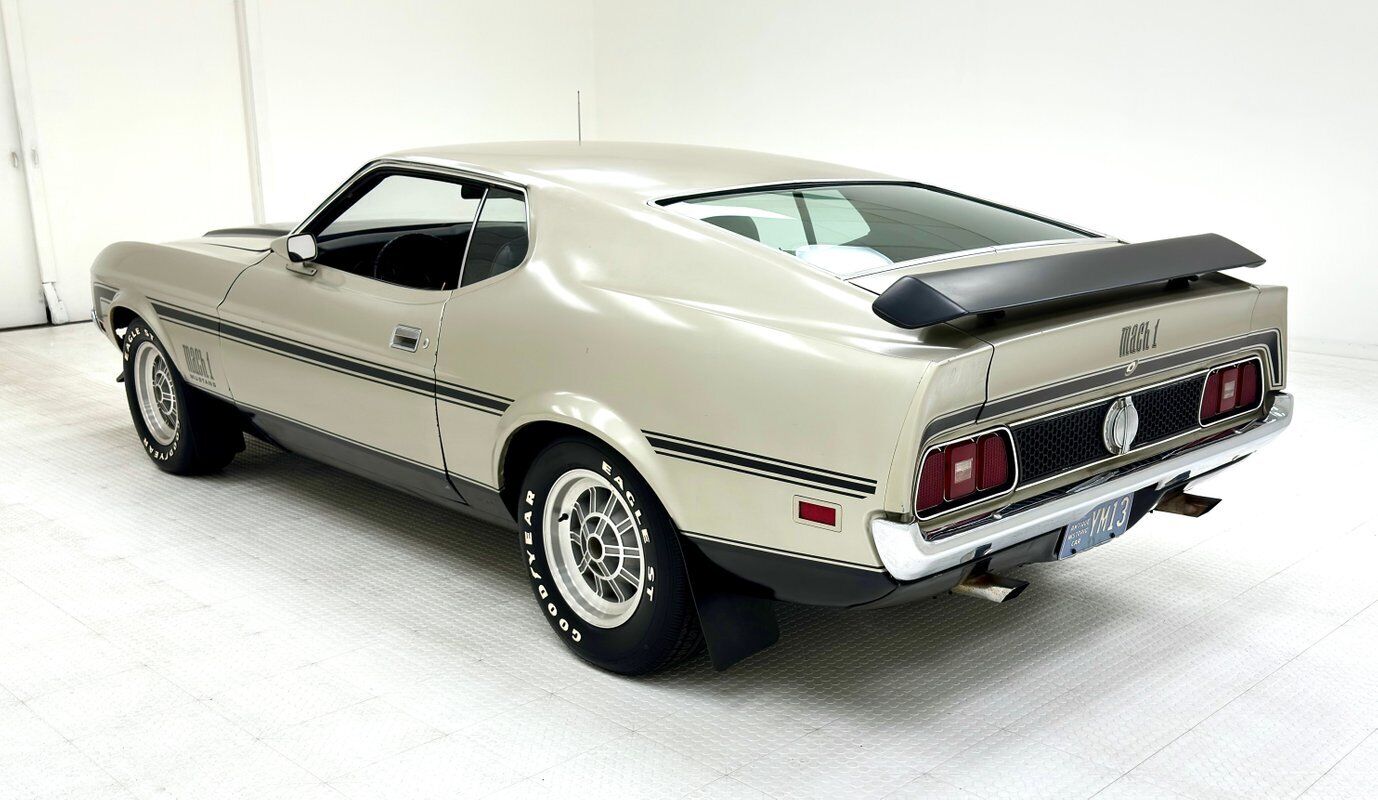 Ford-Mustang-1971-2