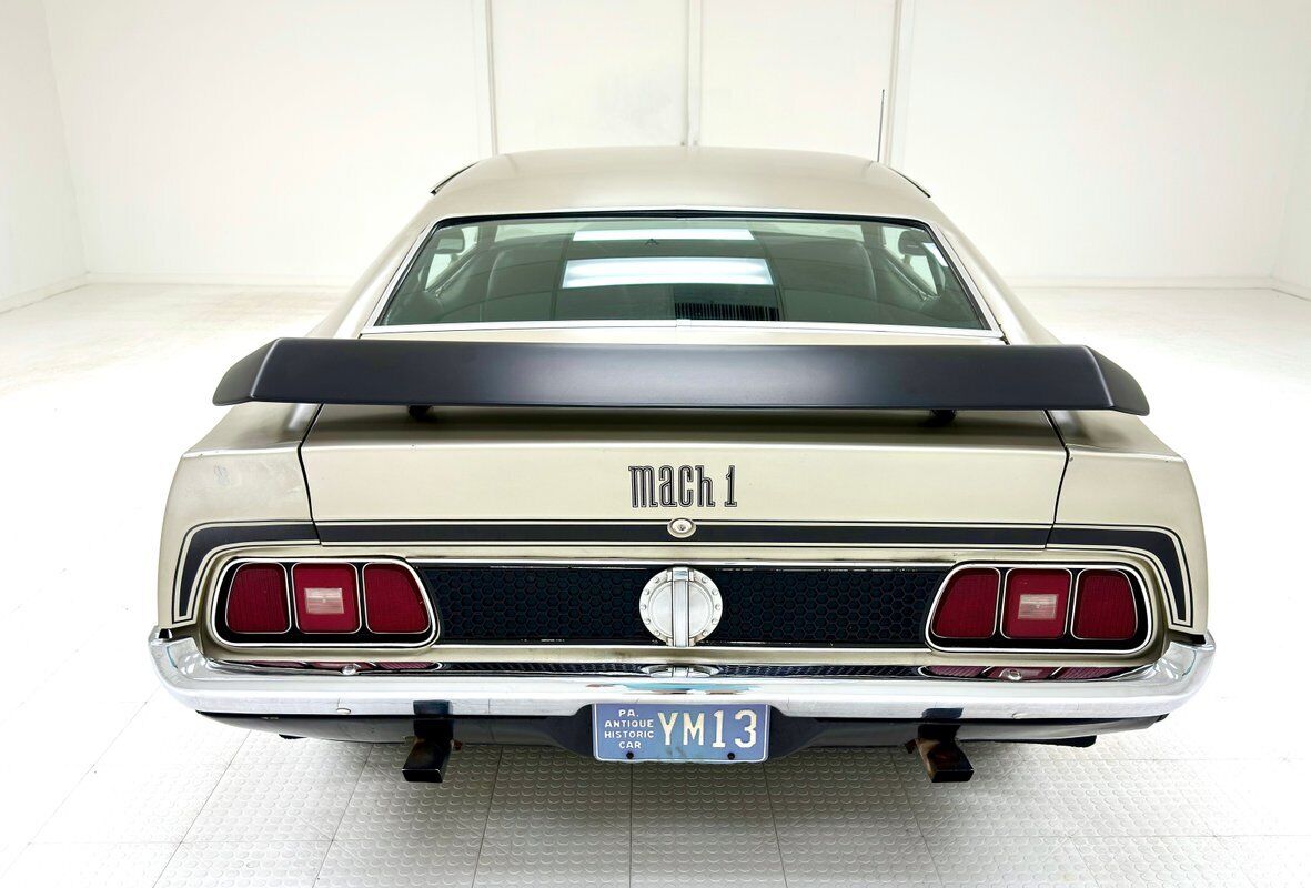 Ford-Mustang-1971-3