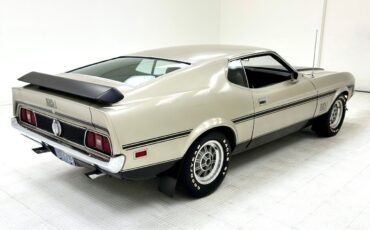 Ford-Mustang-1971-4