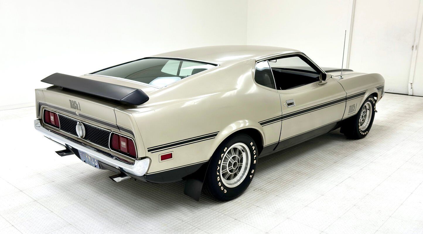 Ford-Mustang-1971-4