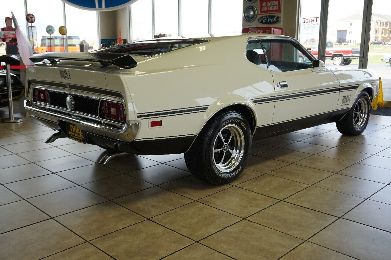 Ford-Mustang-1971-9