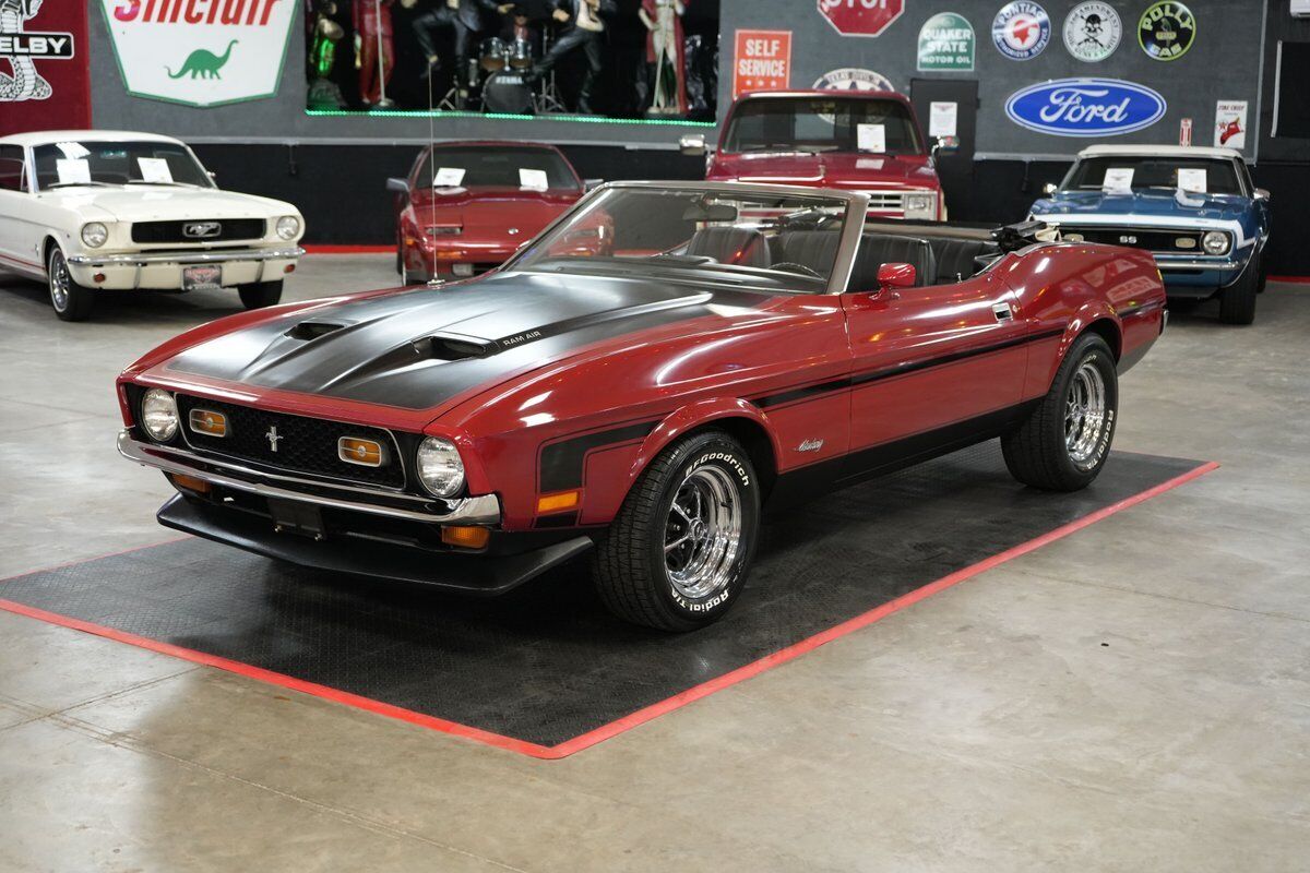 Ford-Mustang-1972-1