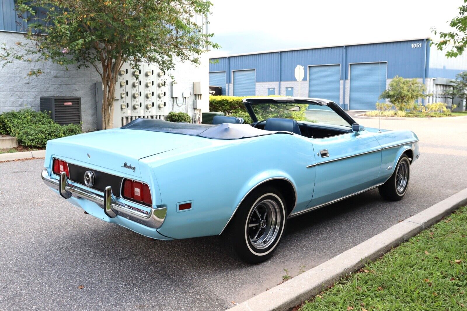 Ford-Mustang-1972-33