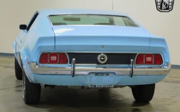 Ford-Mustang-1972-4