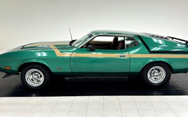 Ford-Mustang-1973-1