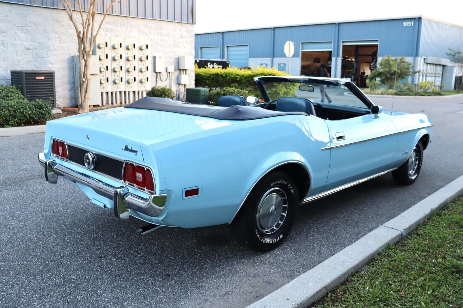 Ford-Mustang-1973-33