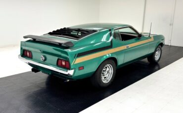 Ford-Mustang-1973-4