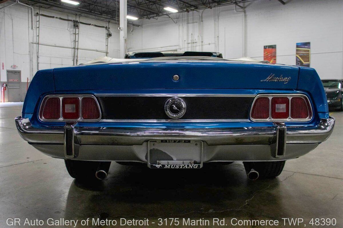 Ford-Mustang-1973-5