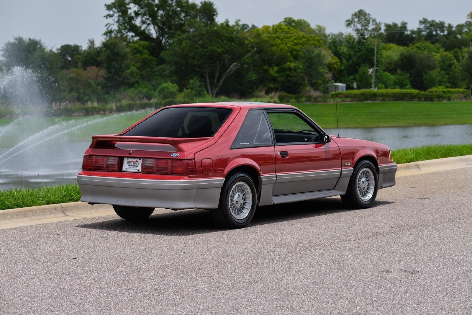 Ford-Mustang-1989-5