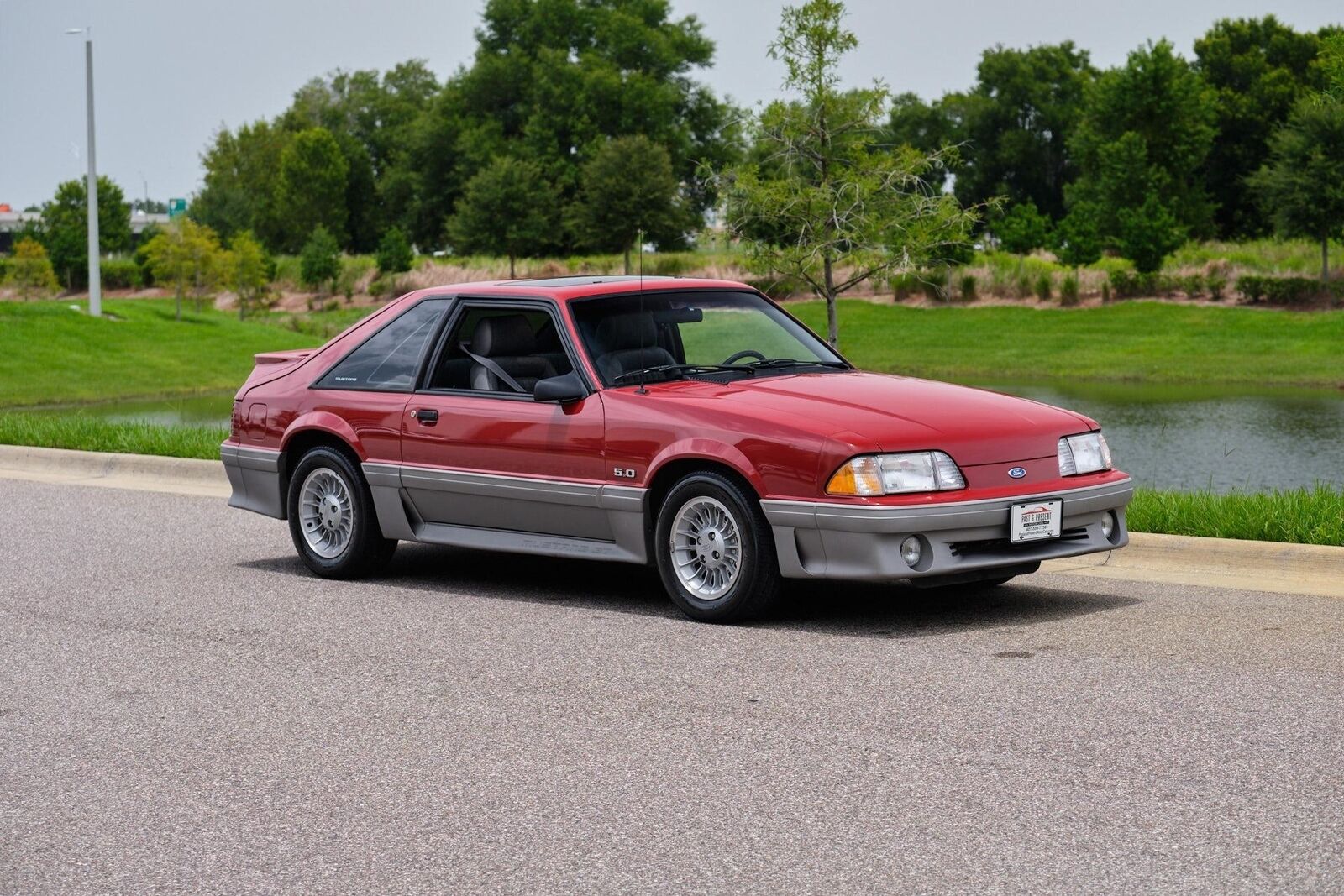 Ford-Mustang-1989-8