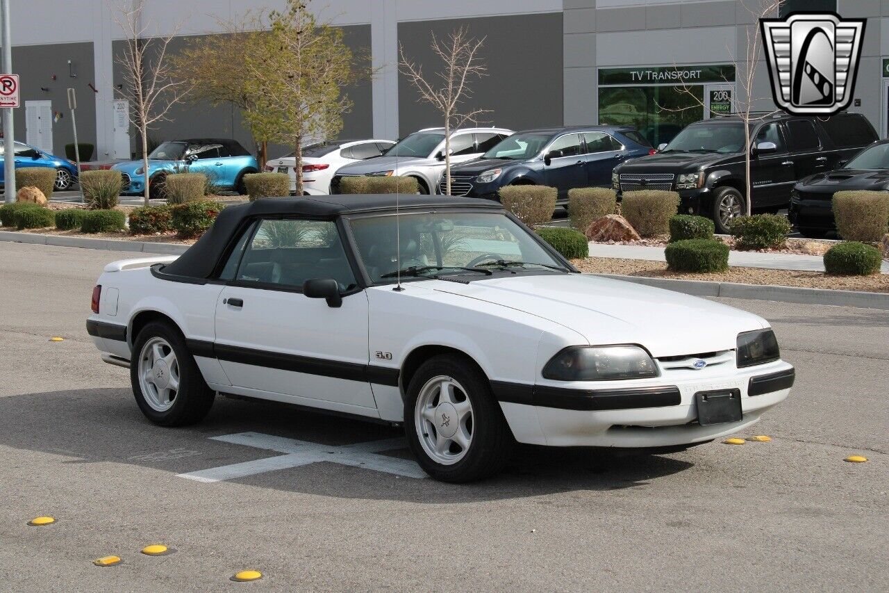 Ford-Mustang-1991-11