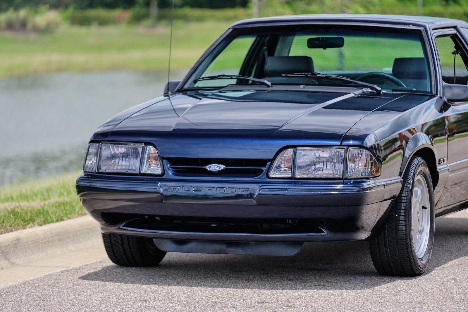 Ford-Mustang-1991-31