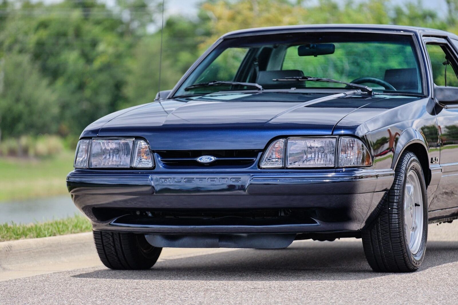 Ford-Mustang-1991-32