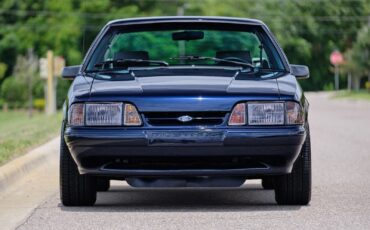 Ford-Mustang-1991-33