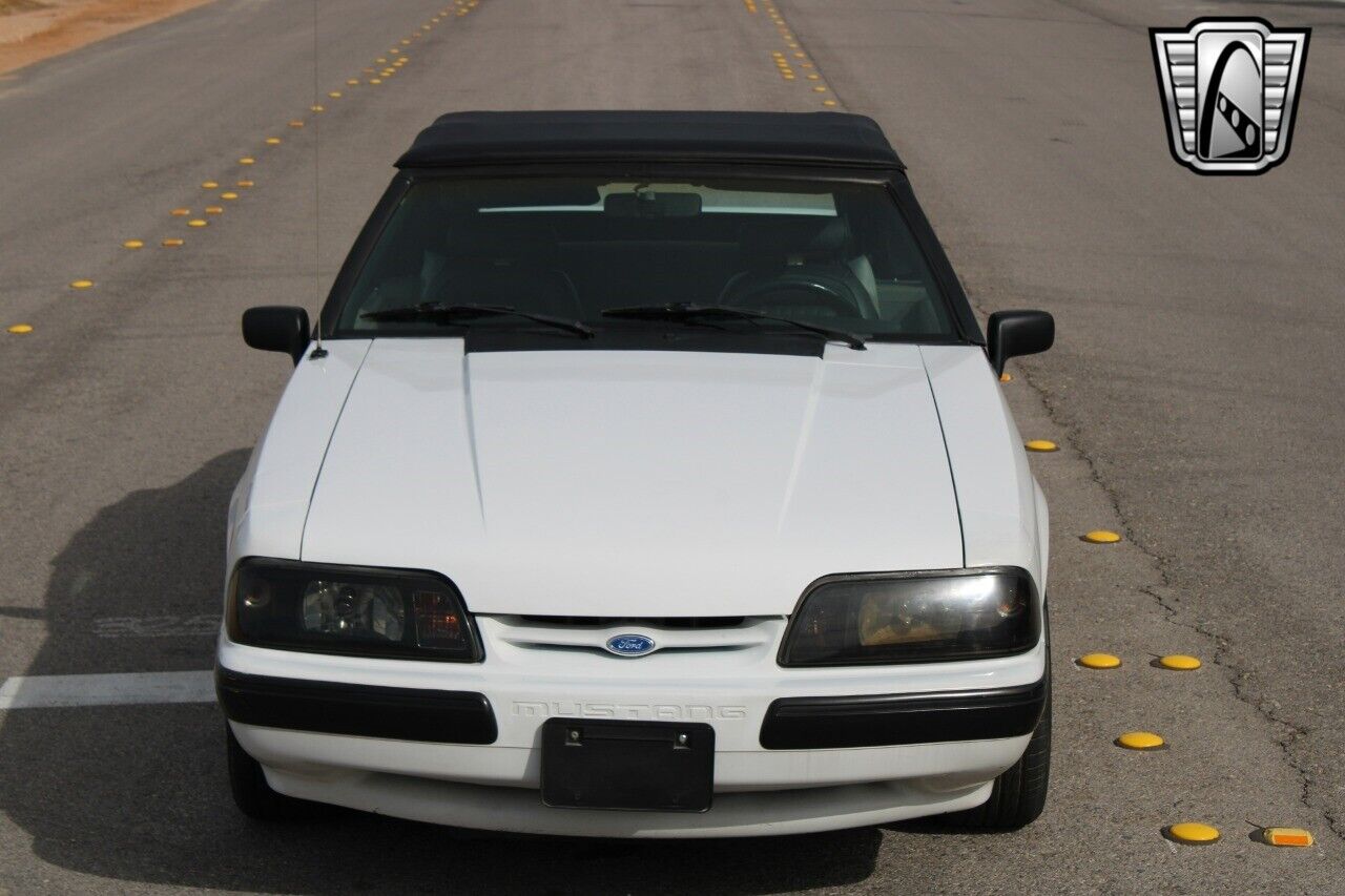 Ford-Mustang-1991-4