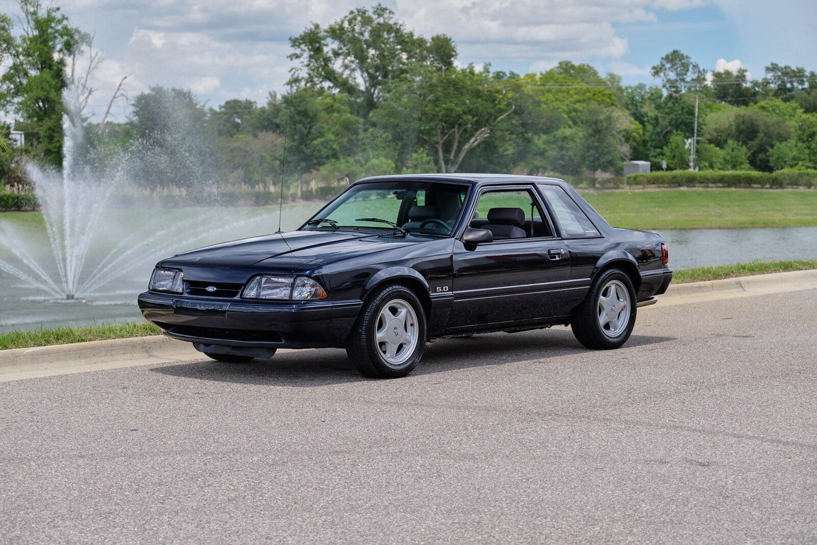 Ford Mustang  1991