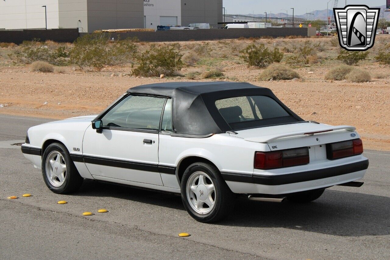 Ford-Mustang-1991-7