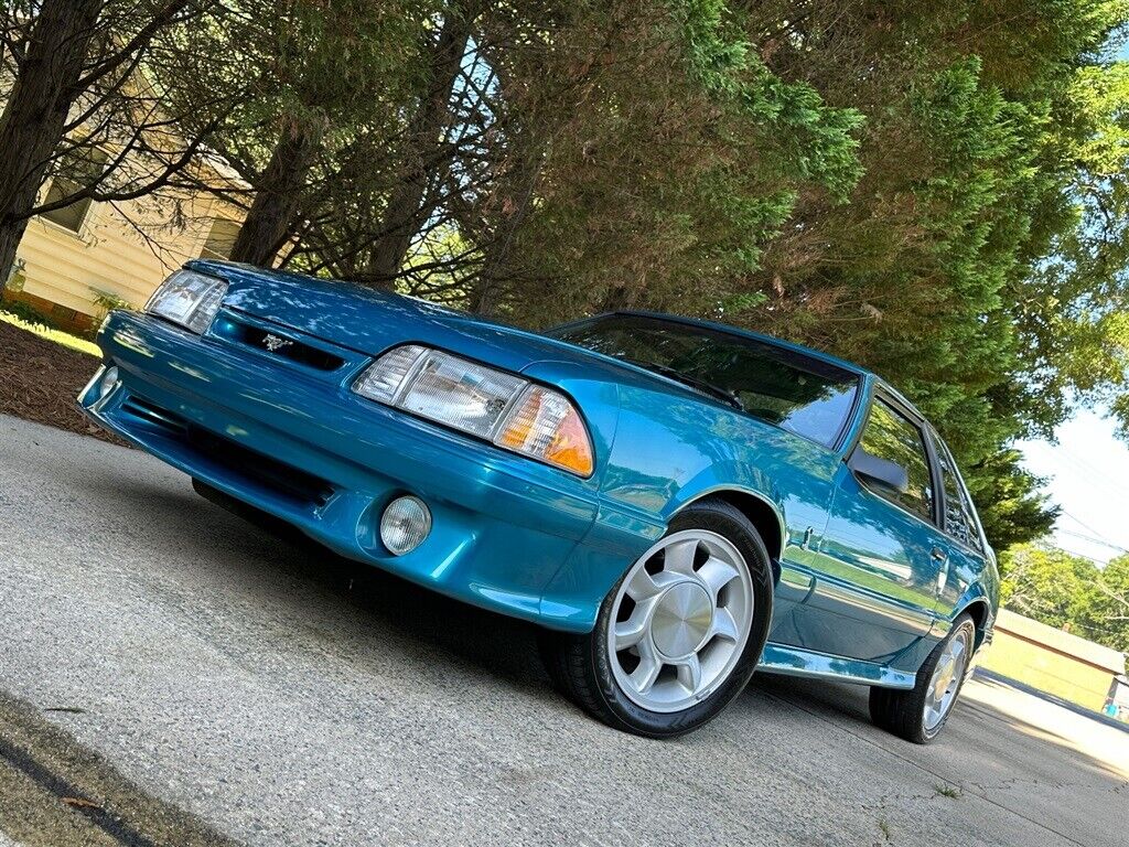 Ford-Mustang-1993-3