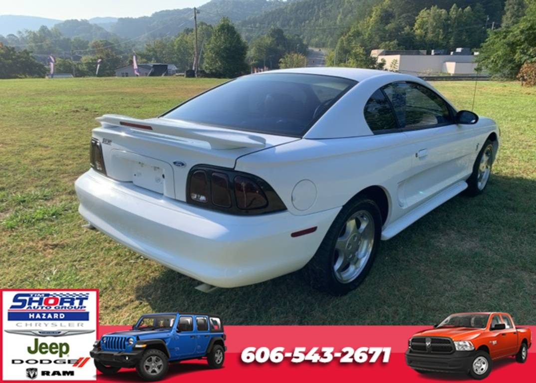 Ford-Mustang-1994-1