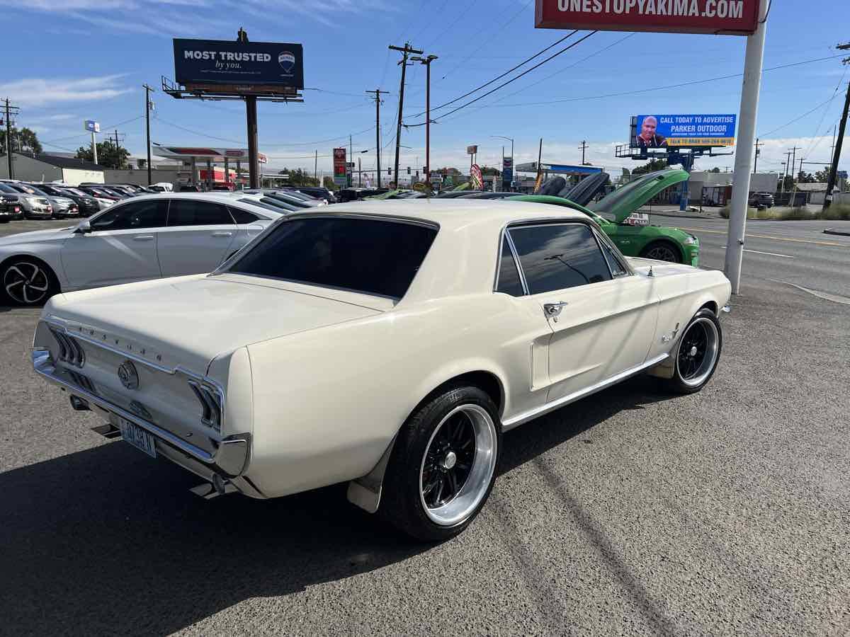 Ford-Mustang-2dr-coupe-1968-5