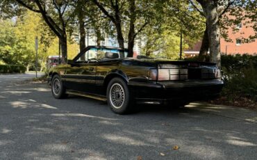 Ford-Mustang-Berline-1988-10