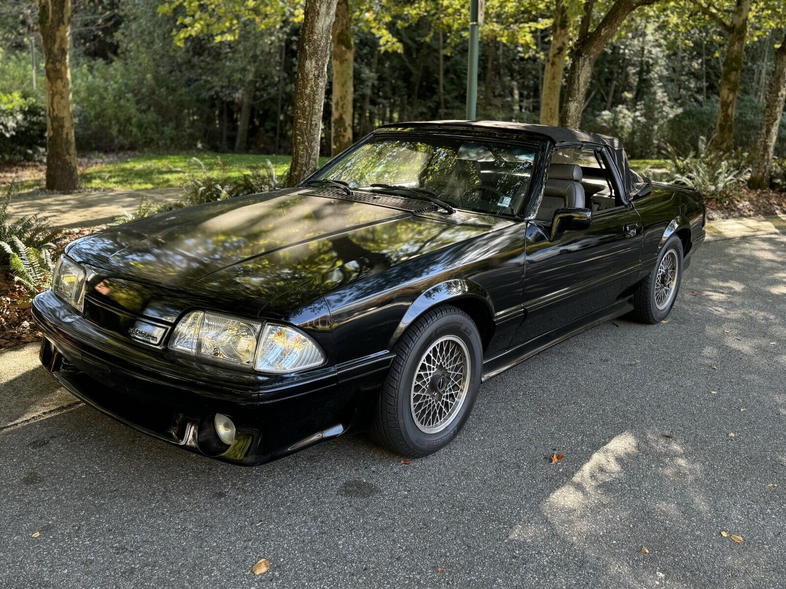 Ford-Mustang-Berline-1988-26