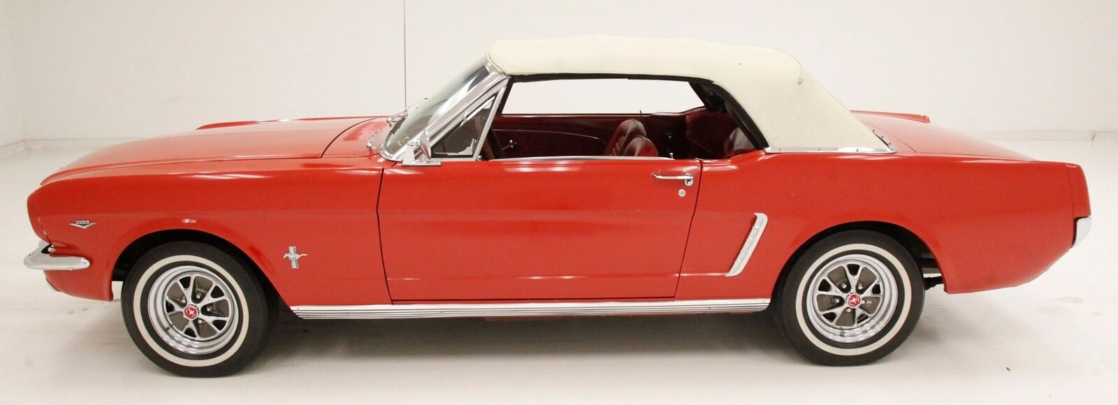 Ford-Mustang-Cabriolet-1964-2