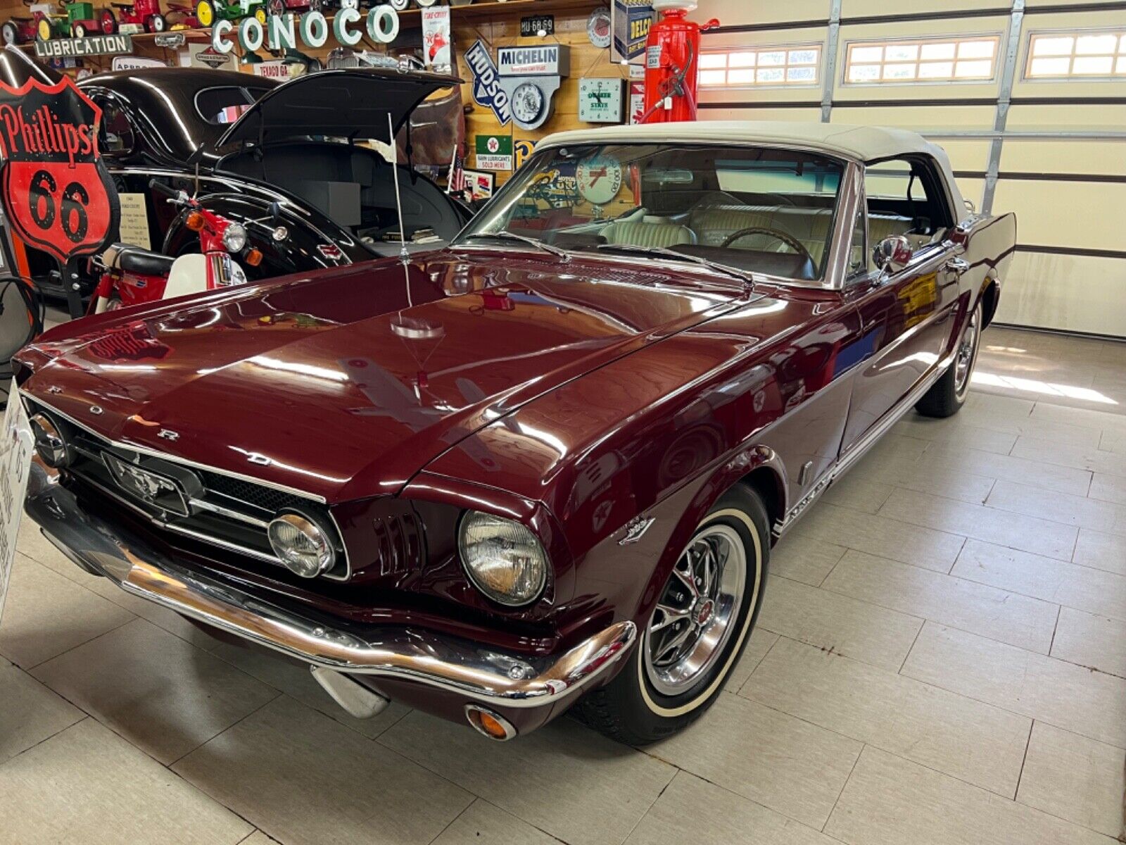 Ford-Mustang-Cabriolet-1965-1