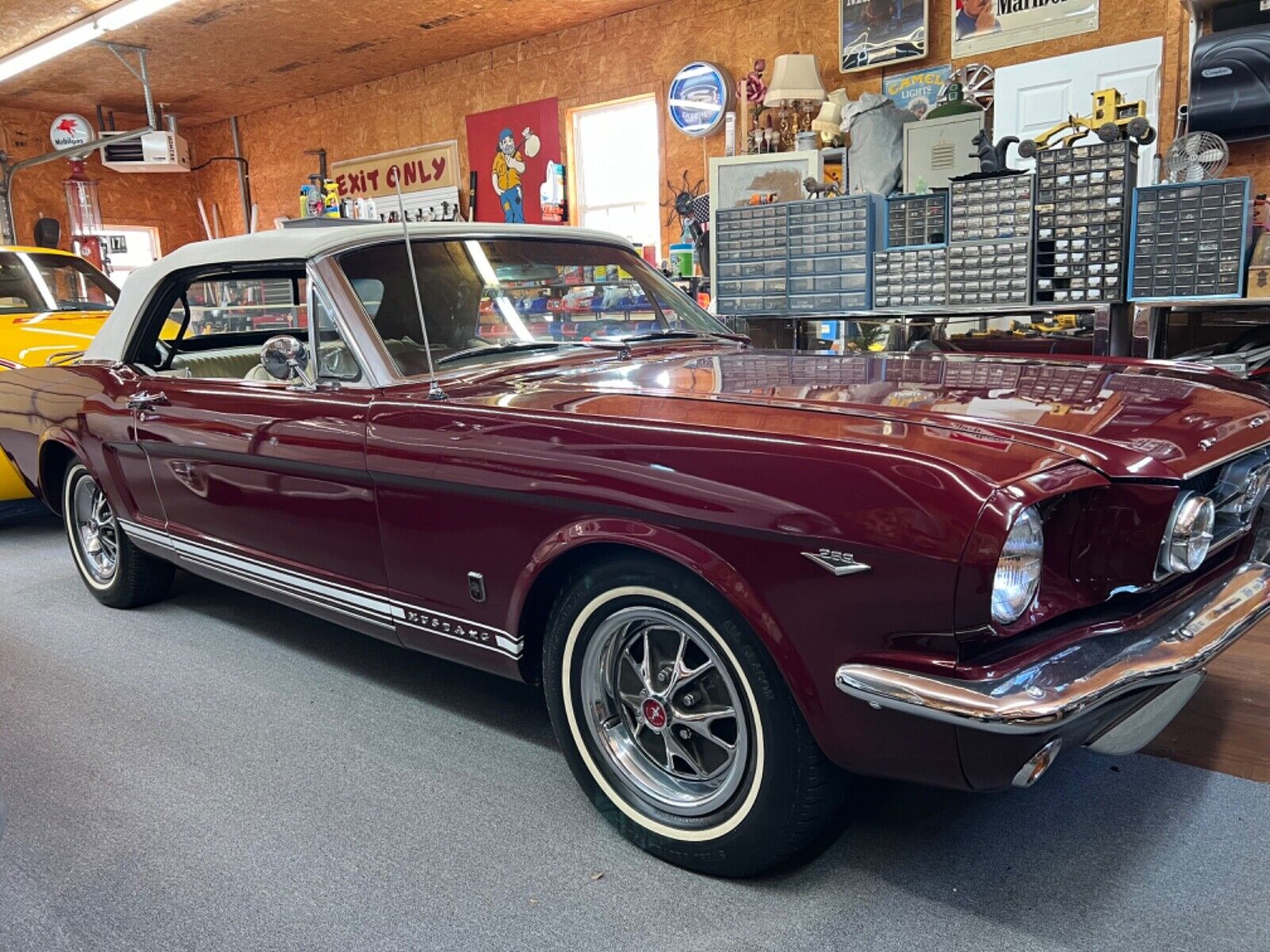 Ford-Mustang-Cabriolet-1965-15