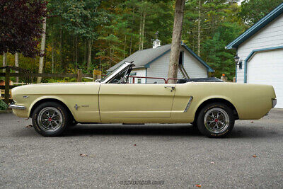 Ford-Mustang-Cabriolet-1965-2