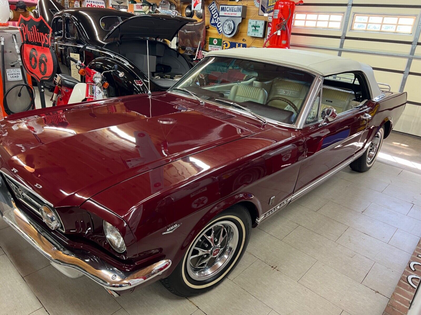 Ford-Mustang-Cabriolet-1965-21