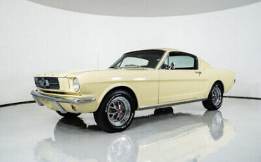 Ford-Mustang-Cabriolet-1965-4