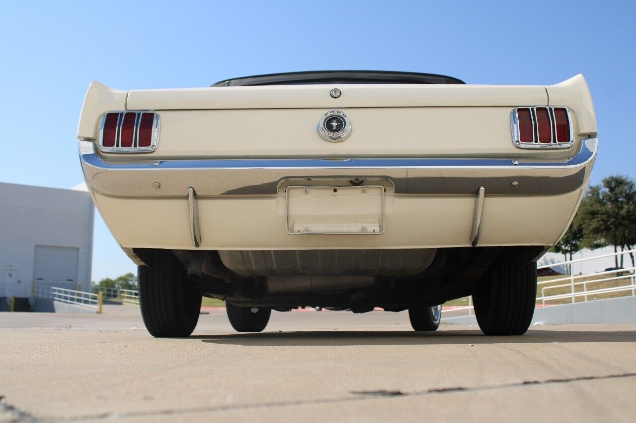 Ford-Mustang-Cabriolet-1965-6