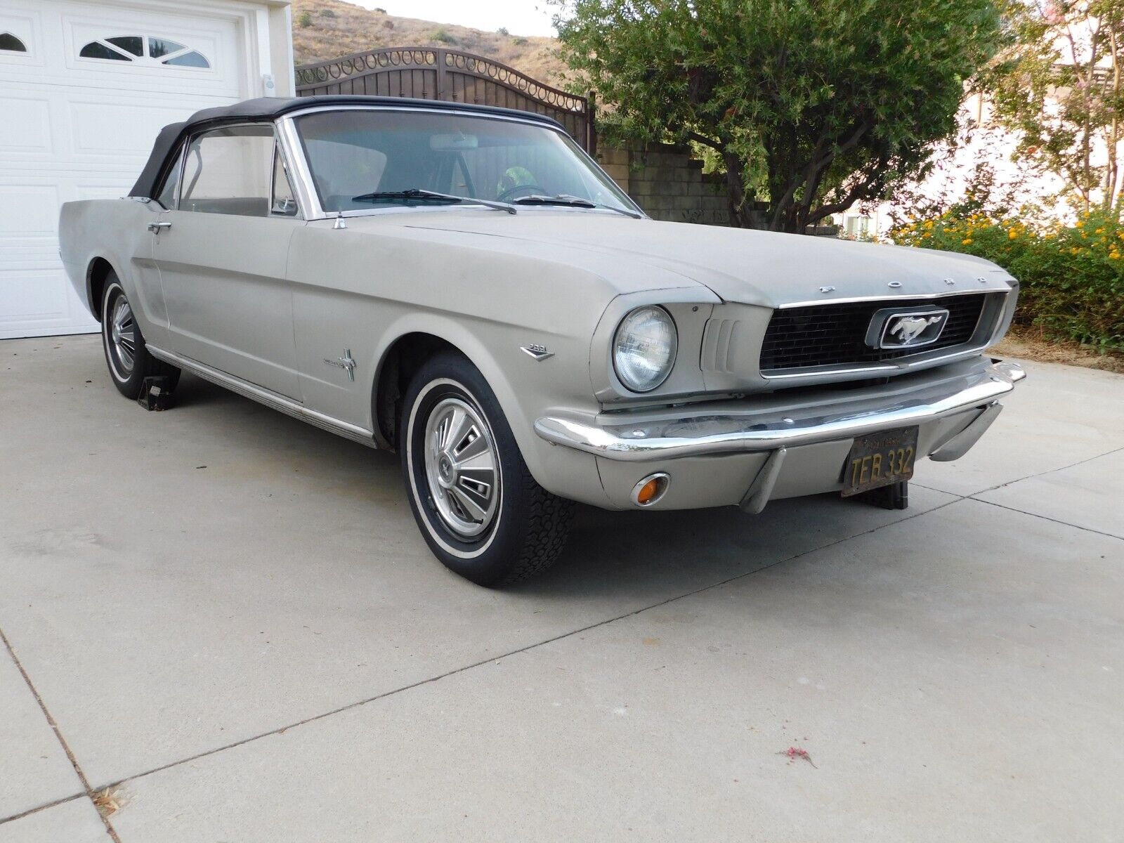 Ford-Mustang-Cabriolet-1966-1